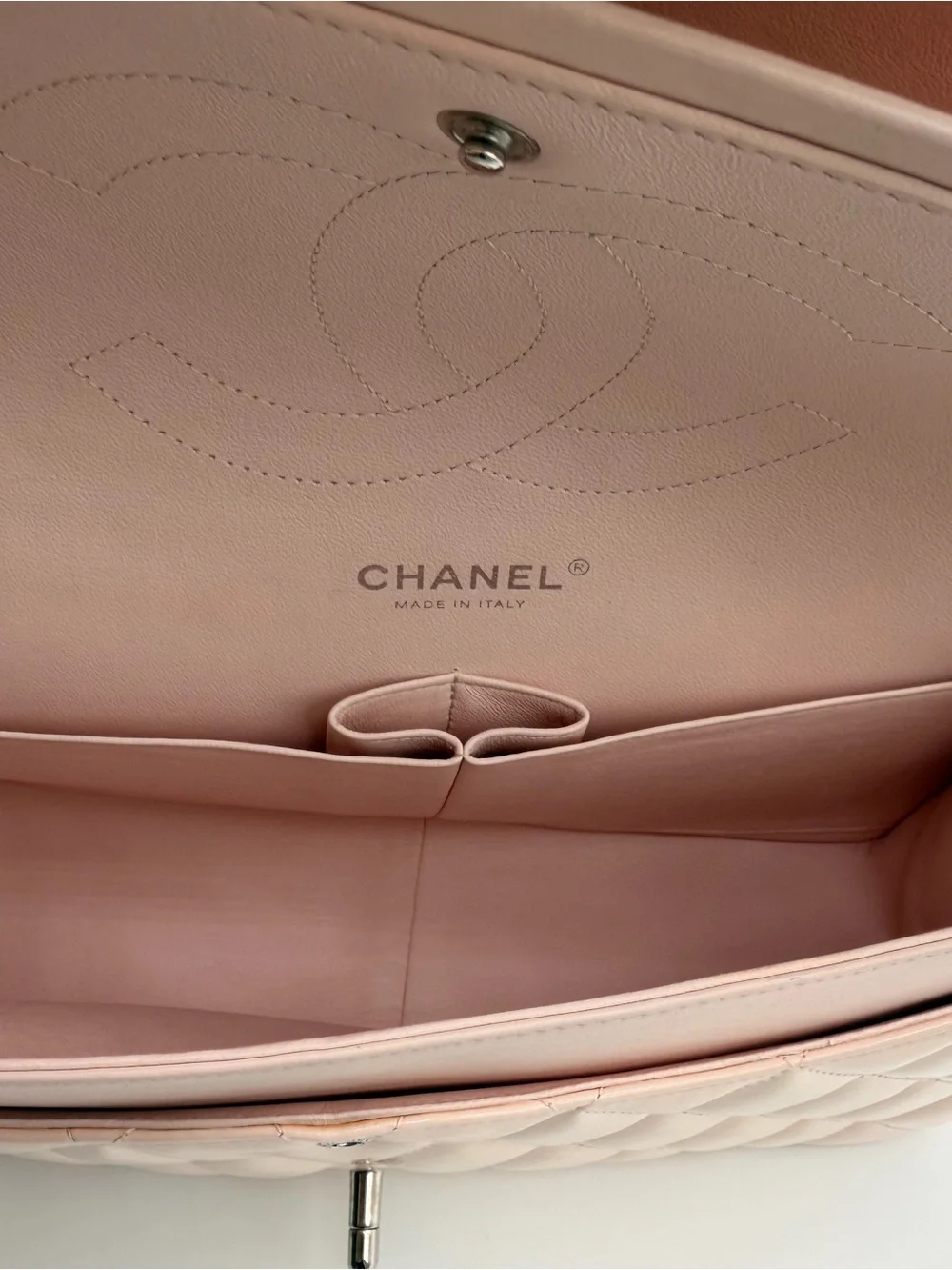 CHANEL Classic Double Flap Patent in Pink